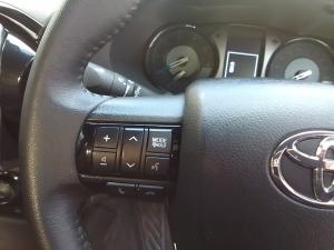 Toyota Hilux 2.8GD-6 double cab 4x4 Legend auto - Image 9