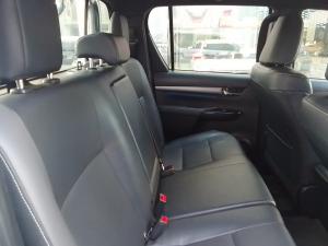 Toyota Hilux 2.8GD-6 double cab 4x4 Legend auto - Image 13