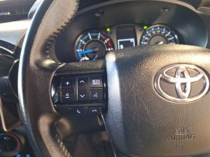 Toyota Hilux 2.8GD-6 Xtra cab 4x4 Legend manual - Image 9