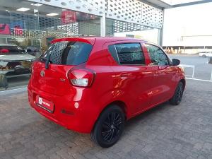 Toyota Vitz 1.0 XR manual - Image 2