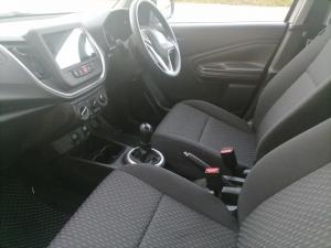 Toyota Vitz 1.0 XR manual - Image 7