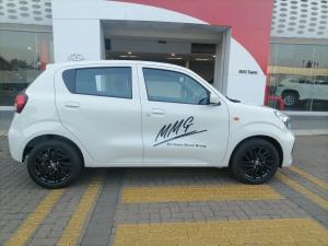 Toyota Vitz 1.0 XR manual - Image 3
