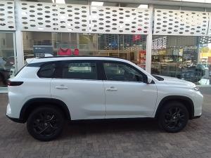 Toyota Urban Cruiser 1.5 XR manual - Image 3