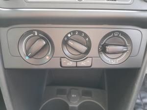 Volkswagen Polo Vivo hatch 1.4 Trendline - Image 13