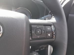 Toyota Hilux 2.8GD-6 48V double cab Raider - Image 10