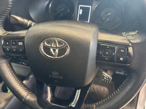 Toyota Hilux 2.8 GD-6 RB Legend 4X4 automaticE/CAB - Image 9