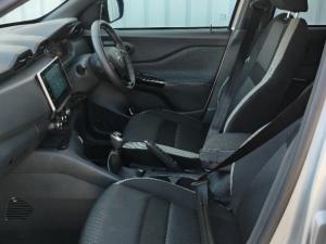 Nissan Magnite Kuro 1.0T - Image 6