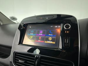 Renault Clio IV 1.2T Expression EDC 5-Door - Image 13
