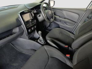 Renault Clio IV 1.2T Expression EDC 5-Door - Image 3