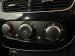 Renault Clio IV 1.2T Expression EDC 5-Door - Thumbnail 8