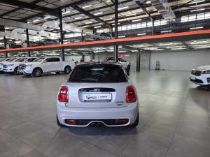 MINI Cooper S 5-Door automatic - Image 7