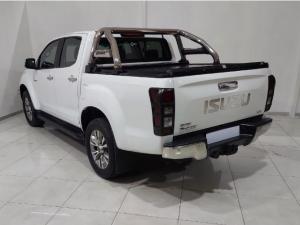 Isuzu D-Max 300 3.0TD double cab LX auto - Image 3