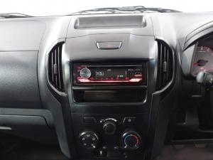 Isuzu D-Max Gen 6 250c single cab Fleetside - Image 9