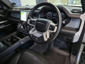 Land Rover Defender 110 D300 X-Dynamic HSE - Image 23