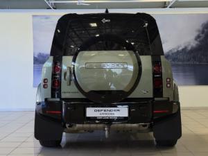 Land Rover Defender 110 D300 X-Dynamic HSE - Image 5