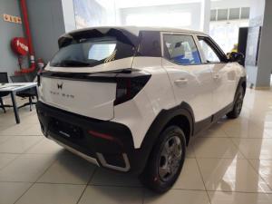 Mahindra XUV 3XO 1.2T MX2 manual - Image 5