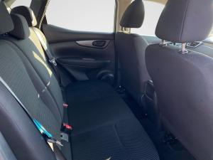 Nissan Qashqai 1.2T Visia - Image 8
