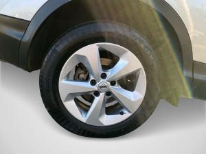 Nissan Qashqai 1.2T Visia - Image 9