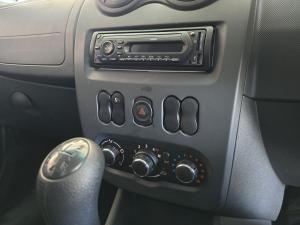Nissan NP200 1.6i safety pack (aircon) - Image 12