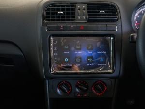 Volkswagen Polo Vivo hatch 1.4 Life - Image 10