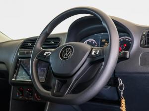 Volkswagen Polo Vivo hatch 1.4 Life - Image 8