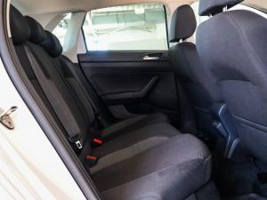 Volkswagen Polo hatch 1.0TSI Life manual - Image 16