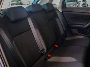 Volkswagen Polo hatch 1.0TSI Life auto - Image 17