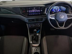 Volkswagen Polo hatch 1.0TSI Life auto - Image 8
