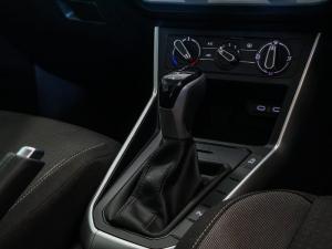 Volkswagen Polo hatch 1.0TSI Life auto - Image 11