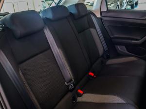 Volkswagen Polo hatch 1.0TSI Life auto - Image 16