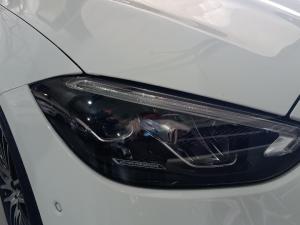 Mercedes-Benz C-Class C220d Avantgarde - Image 4