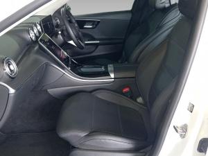 Mercedes-Benz C-Class C220d Avantgarde - Image 7