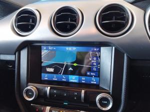 Ford Mustang 5.0 GT fastback - Image 13