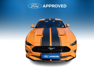 Ford Mustang 5.0 GT fastback - Image 2