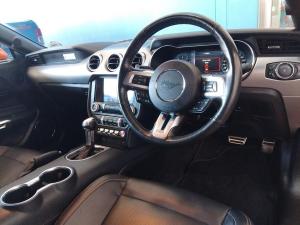 Ford Mustang 5.0 GT fastback - Image 6