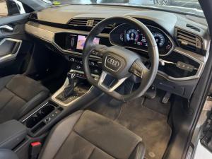 Audi Q3 35TDI Black Edition - Image 11