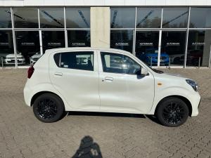 Toyota Vitz 1.0 XR manual - Image 5