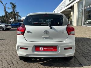 Toyota Vitz 1.0 XR manual - Image 7