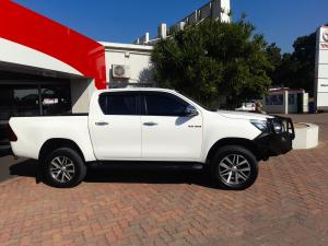 Toyota Hilux 2.8GD-6 double cab 4x4 Legend 50 auto - Image 4