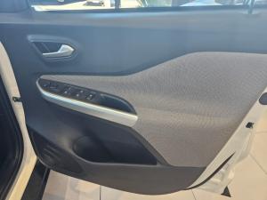 Nissan Magnite 1.0T Visia - Image 10