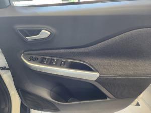 Nissan Magnite 1.0T Visia - Image 11