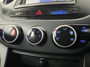 Hyundai Grand i10 1.25 Fluid automatic - Image 18