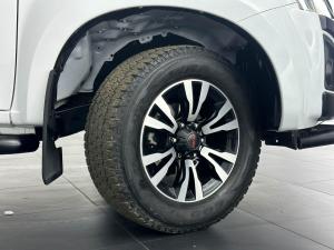 Isuzu D-MAX 250 HO X-RIDER automatic D/C - Image 15
