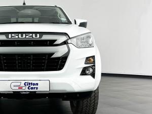 Isuzu D-MAX 1.9 Ddi HR LS automatic E-CAB - Image 3