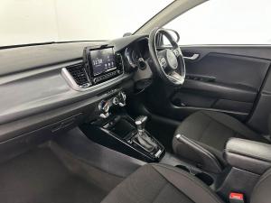 Kia RIO 1.4 EX automatic 5-Door - Image 17