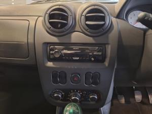 Nissan NP200 1.6i safety pack (aircon) - Image 8