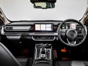 GWM P300 2.4T double cab LT 4x4 - Image 14