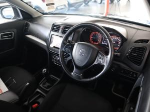 Suzuki Vitara Brezza 1.5 GLX - Image 10