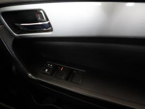 Suzuki Vitara Brezza 1.5 GLX - Image 19