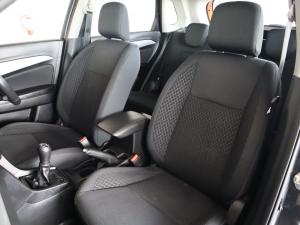 Suzuki Vitara Brezza 1.5 GLX - Image 23